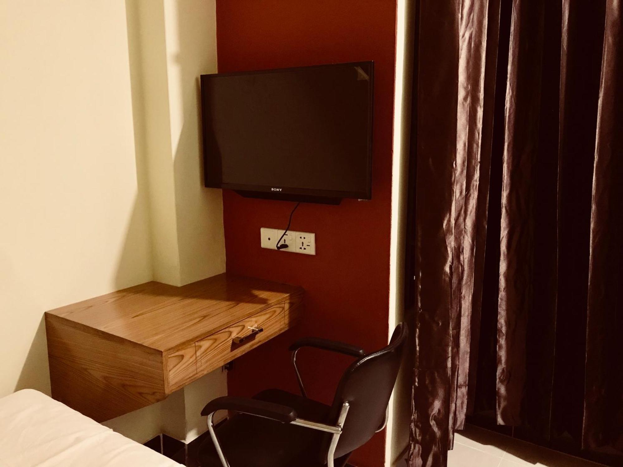 Hotel Q Palace Comilla Exterior foto