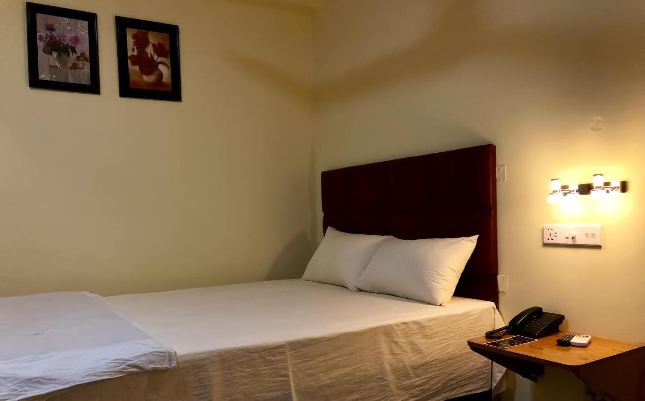 Hotel Q Palace Comilla Exterior foto